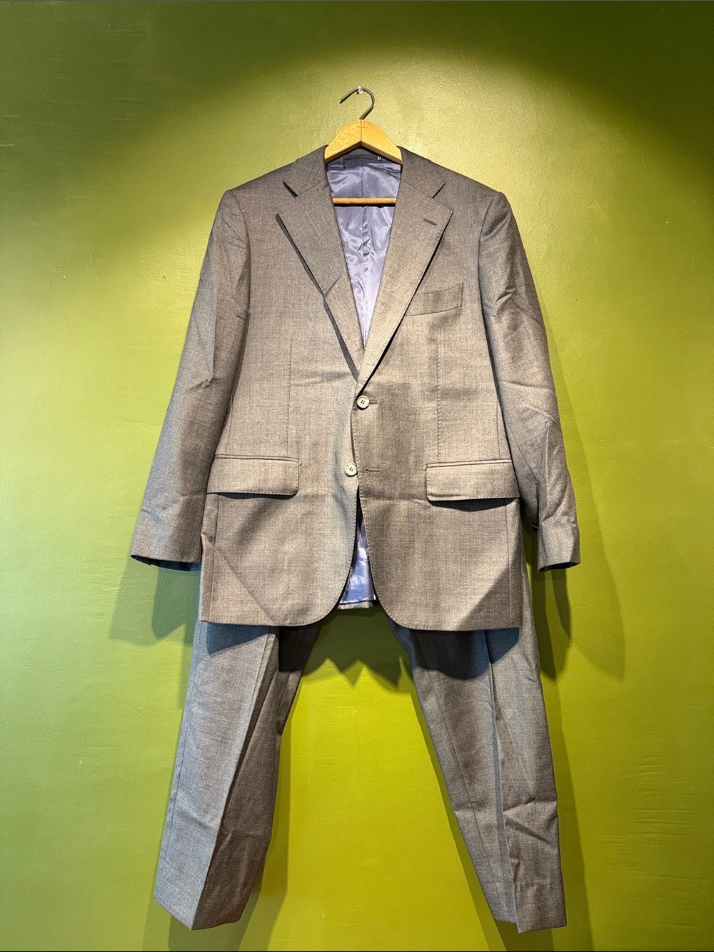 Suitsupply Men's Classic Gray Two-Piece Suit